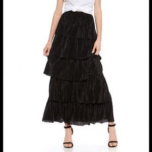 NWT BB Dakota all that jazz pleated skirt